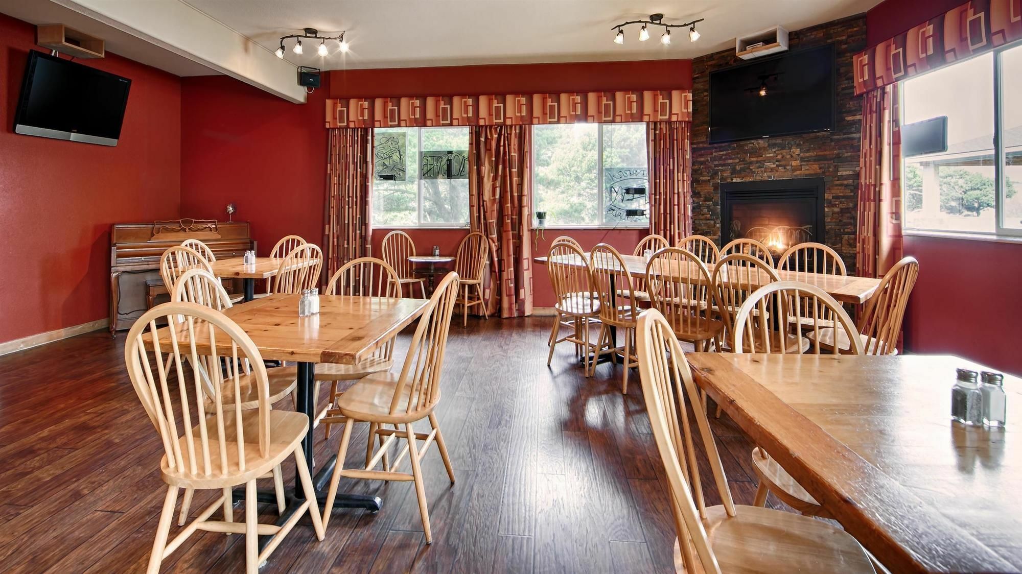 Best Western Inn At Face Rock Bandon Exterior photo